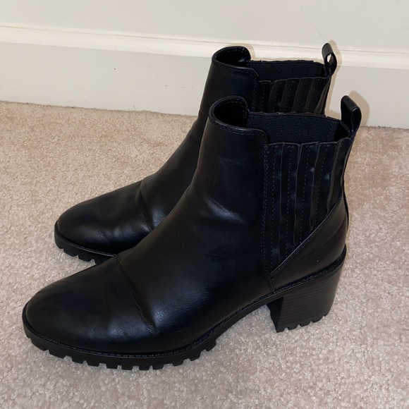 Zara Basic Collection Black Leather Heel Booties - Picture 2 of 7